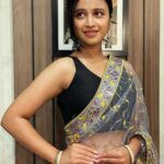 Ritika Shrotri Instagram - Mom’s saree 💛 #saree #traditional #simple #outfit #promotions