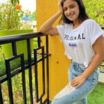 Ritika Shrotri Instagram - Summer vibes 🌻 #photooftheday #casual #summer #instagram #denim #outfit #just