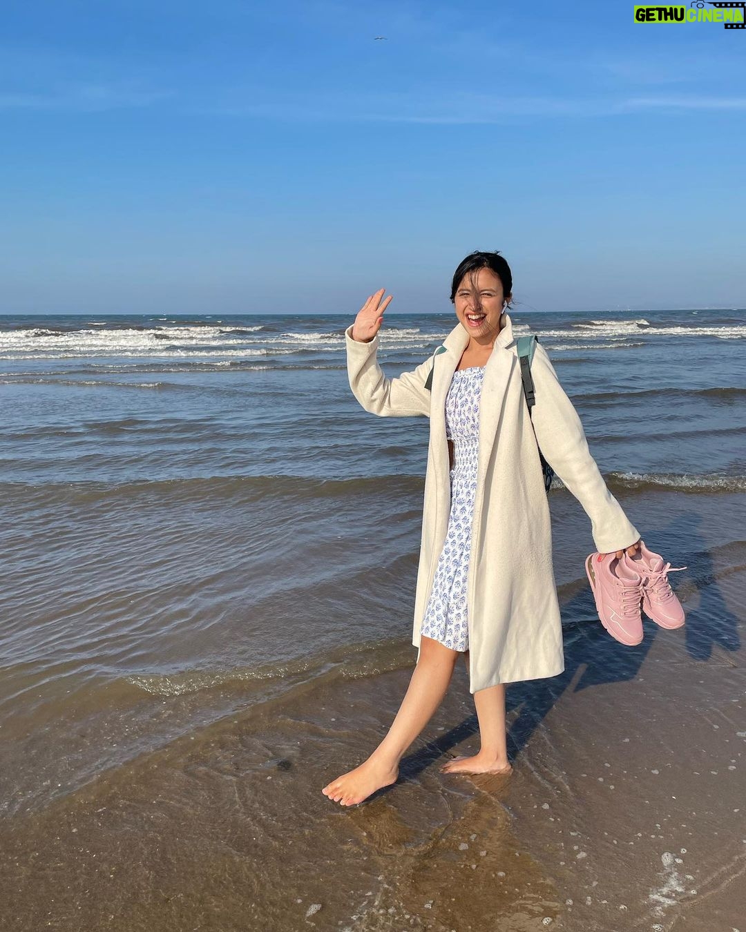 Ritika Shrotri Instagram - At the beach #beach #edinburgh #solace #photooftheday Portobello, Edinburgh