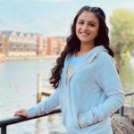 Ritika Shrotri Instagram - Riverside rhapsody 🎶 Pc @parthbhalerao #photooftheday #riverside #instagram