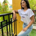 Ritika Shrotri Instagram - Summer vibes 🌻 #photooftheday #casual #summer #instagram #denim #outfit #just