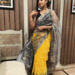 Ritika Shrotri Instagram - Mom’s saree 💛 #saree #traditional #simple #outfit #promotions