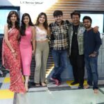 Ritika Shrotri Instagram - शरीर शहरात आणि गाव मनात घेऊन राहणाऱ्या सगळ्यांसाठी ...!! Boyz 4 २० ऑक्टोबर जवळच्या चित्रपटगृहात @juibendkhale @pratiklad_ @abhinay3 @shrotriritikaofficial @parthbhalerao #boyz4 #everestentertainment #kokanheartedgirl #gaavsutana Mumbai - मुंबई