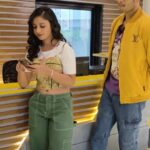 Ritika Shrotri Instagram - असले मित्र असण्यापेक्षा नसलेले बरे ...! 😜 #BOYZ4 #BOYZ4On20Oct #Boyz4Trailer #ComingSoon @everestentertainment @avadhoot_gupte @suprememotionpicture Directed By: @devrukhkar.vishal Produced By: #LalasahebShinde @rlshinde101 @sanjaychhabriaofficial Co- Produced By: @manisshashinde @kashmirashinde Written By: @kolihrishikesh_official DOP: @yogeshkoli8 Starring: @parthbhalerao @pratiklad_ @sumant_shinde @girishkulkarni1 @shrotriritikaofficial @abhinay3 @yatinkaryekar @sameerdharmadhikari @im_gaurav_more20 @banenikhil @juibendkhale @ritoojashinde @ompatil.777 Project Head : @shashankkulkarni31 Distributor : @panorama_studios