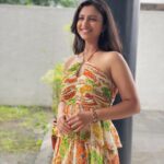 Ritika Shrotri Instagram - Flowers & sunshine 🌼 #flowery #sunshine #outfitoftheday #promotions #smile #photooftheday