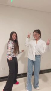 Riya Dey Instagram - When dhualia janda & rangalata leads are together..this crazy fun is obvious…u are a sweetheart @rayelinasamantaray 🫶🏻❤️😘..dhulia udei deicha pura dhulia janda song re with your gorgeous adaayein..🔥🤩💃 Ps..don’t miss the end parts😝🥰 Vc- our pro @officialbhoomikadash ❤️😘