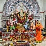 Riya Dey Instagram - ଅଷ୍ଟମୀ ପୂଜା ଶୁଭ ମହାଷ୍ଟମୀ.. ଜୟ ମା ଦୁର୍ଗା🙏🏻❤️ #durgapuja #durgamaa #jaymaadurga C D A Sector 9