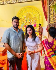 Riya Dey Instagram - Shubho shaptami❤️🫶🏻 Jay maa durga..maa bless you all🙏🏻 #duggadugga Bhubaneswar, India