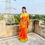 Riya Dey Instagram - ❤️i feel I look like my mom in these pics❤️ #instapost #saree #sareelove #love #live #laugh #loveyourself #actress #riyadey Cuttack, Orissa