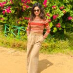 Riya Dey Instagram – 🌹 ତୋ ଏକା ରହିଗଲା
#swipeleft ⬅️
PC- my darling @poonammishraofficial 😘
Have a great weekend ❤️
#weekendvibes #happyfriday #positivity #positivevibes #wintervibes #trending #trendingsongs #odiasong #sunkissed #sunnyday #love #live #laugh #loveyourself #actress #riyadey Lotus Resorts, Marine Drive, Puri