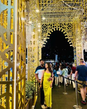 Riya Dey Instagram - Day 1 at Bangkok ❤️
Clicked📷 by my beautiful lady @barnalidey968 😘
#swipeleft ⬅️
#1stanniversary #marriageanniversary #annyversarytrip #bangkok #thailand #trip #travelphotography #travelmode #couplegoals #loveisintheair #ootn #love #live #laugh #sunilria🎊👩‍❤️‍👨🎊
