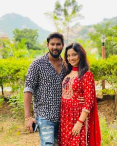 Riya Dey Instagram - सत् रंगा है ये इश्क रे ❤️ #swipeleft ⬅️ #love #live #laugh #positivevibes #staypositive #peace #togetherforever #bae #lifepartner #sunilria🎊👩‍❤️‍👨🎊 Panchalingeswar Temple