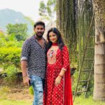 Riya Dey Instagram - सत् रंगा है ये इश्क रे ❤️ #swipeleft ⬅️ #love #live #laugh #positivevibes #staypositive #peace #togetherforever #bae #lifepartner #sunilria🎊👩‍❤️‍👨🎊 Panchalingeswar Temple