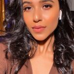Riyaa Subodh Instagram - हुस्न-परचम। 🤎 . . . #reelitfeelit #reelkarofeelkaro #reelsinstagram #reelit #reelsvideo #modellife #modelling #showtime #indian #transition