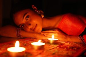 Riyaa Subodh Instagram - धनतेरस की शुभकामनाएँ। 🪔 
.
.
.
.
#diwaligifts #diwali #ilovemyself #mood #indian #happyme #staytuned #realme #nofilter