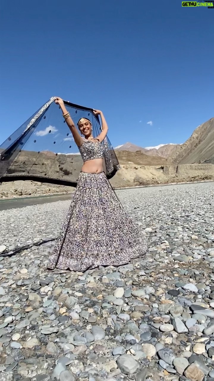 Riyaa Subodh Instagram - Wait for the transition. 🎶 . . . . #transition #reelitfeelit #reelkarofeelkaro #reelsinstagram #reels #trendingsongs #trendingreels Leh Ladakh