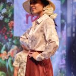 Riyaa Subodh Instagram - For @lulufashionweek_ind Show director @shie_lobo Backstage @petulabrownemartins 📷 @sheethal.joseph00 . . . . #modellife #runway #indianmodel #lifestyle #fashionshow #casualoutfit #ootd #ootdfashion #cochin #kerala #happyme #ilovemyjob #thankyougod