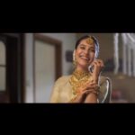 Riyaa Subodh Instagram - Bold. Confident. Positive. For the women of today, Presenting, ‘IT’S MY ERA’ Brand Film for Amaera – The Signature Bridal Jewellery @amaera_jewels Production House: Martin Prakkat Films Director: @prakkatmartin Producer: @saratprakash DOP: @jomontjohn Concept & Script: @saratprakash Chief Associate Director: Jithu Ashraf Editor: @junaidep_ Music Director: @menonankit Art Director: Diljith Stylist: @sameerasaneesh Makeup: @jijeeshmakeupartist Models: @theriyasubodh, @ivanshikachabbra, @gulshaatb Associate Director: @jineeshchandran DA: @daveedprakkat Model Coordinator: @naresshkrishna @castbybrijesh Line Producer: @vineeth_vijay007 Asso. Camera: Sudeev Finance: Jithin Spot Editor: Bhalu Post Production Supervisor: @junaidep_ CG: @titovarghese (@flyfishstudios) Colorist: Abinand (Tint Studio) Confomist: Athul Prakash (Tint Studio) SFX & Mix: Aswin Aryan VO Artist: Soniya Nair Storyboard: Mohammed Yasir Photoshoot: @arunmathewam Reels: @akshaysivadas Creative Head (Stills): @jaisonant (@seesaw.archives) Production Executive: Fasil Muhamad & Rijin John Camera Unit: 3dots film studio Lighting Unit: Four Frames Hospitality: Vijeesh Making Video: Sachu . . #tvc #campaign #kerala #reelitfeelit #reelkarofeelkaro #reelsinstagram #southindianjewellery #southindian #hoarding #indianmodel #thankyougod Kerala
