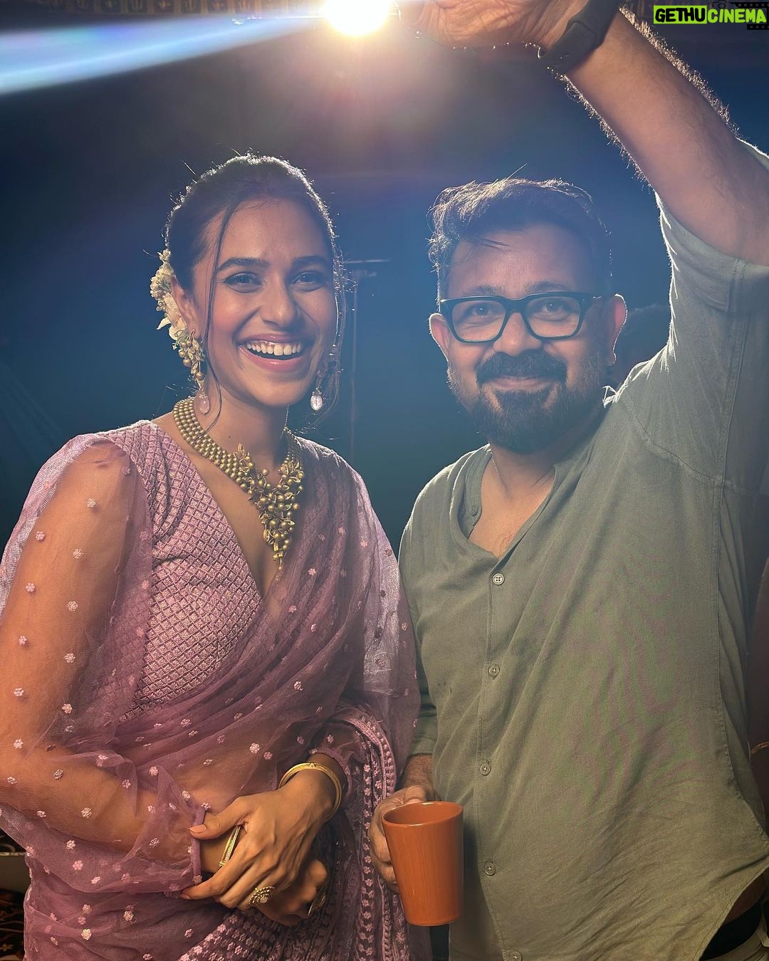 Riyaa Subodh Instagram - Pleasure working with such a great team. Can’t wait for the tvc and campaign. . . . #comingsoon #ad #tvc #southindia #jewellery #campaign #indianmodel #modellife #happyme #thankyougod #staytuned Kochi,Kerala