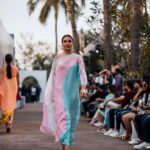 Riyaa Subodh Instagram – 👗 @wendellrodrickslabel 💕
@comocollective @pallavojha 
Show director @shakirshaxx 
Backstage @shifuuushaikh 
📸 @saieshhh 
.

.
.

.
#ibfw #runwaymodel #fashionweek #happyme #thankyougod #workmode #trending #indianmodel #brownskingirl
