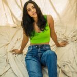 Riyaa Subodh Instagram - कहानी सुनो।💚 . . . #instamood #wednesday #modellife #nomakeup #naturallook #ootd #mood #silence #inside #brownskingirls #brownskin #trending #hindisongs #actorslife #thankyougod
