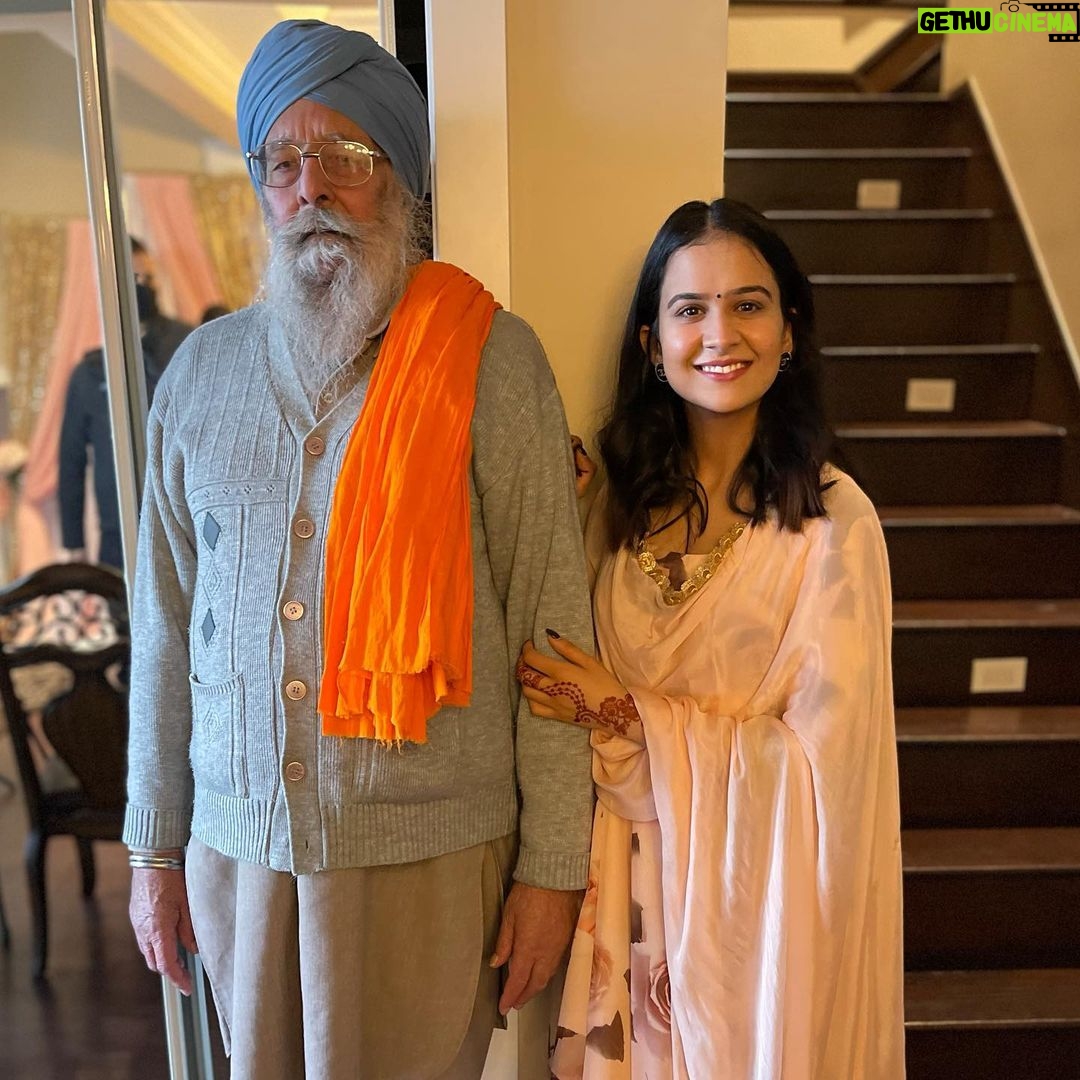 Roopi Gill Instagram - My nana ji was smiling on the inside😌❤️
