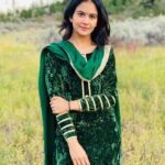 Roopi Gill Instagram - Ajab kaifiyat hai nigah mein ☘️