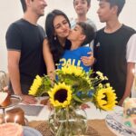 Roshni Chopra Instagram - Surrounded by so much birthday Love ❤️ My 3 birthday wishes 🎂- To be truly present in the moment ✨ To doubt less & trust more ✨ To let LOVE in and not be afraid to show it or receive it ❤️