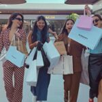 Roshni Chopra Instagram – you and who 😌🤝