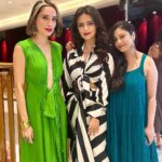 Roshni Chopra Instagram - ‘What a Wow’ night 💥❤️ the opening of @jioworldplaza changes the landscape of luxury retail in India , it’s a BIG moment and I’m so happy to be a part and witness to it 😍 thank you @_iiishmagish for a magical night & for bringing the best of Indian and international fashion under one roof 🫶 Wearing @reik.studio Make up @aafreenmakeupandhair #jioworldplaza
