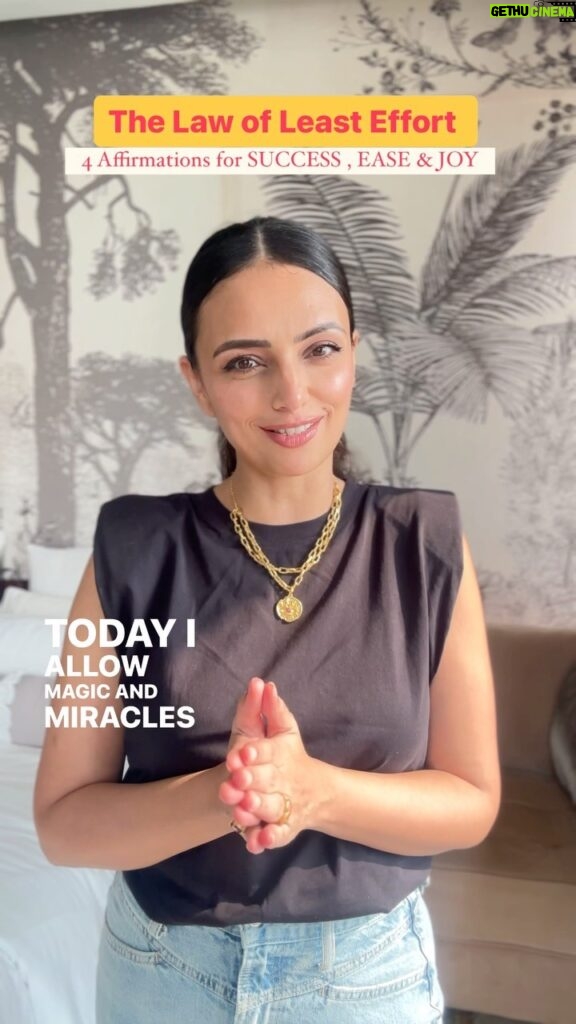 Roshni Chopra Instagram - Words are Power - say these affirmations with me and watch the magick 💕✨ Ps share this with someone who needs to hear this today ! #roislight #affirmations #positivity #mondaymotivation