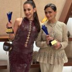 Roshni Chopra Instagram – WE WON!! πβ€οΈ tbh the real prize is the smile on my parents faces π€π₯° thank you @ndtv @whosthat360 for the recognition- itβs means the world to me !
Best celebrity turned creator π thank you instafam you motivate me more than you know !