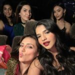 Roshni Chopra Instagram – Ending 2023 with a BANG(kok!) Adventure π₯πβ€οΈ thank you @siampremiumoutletsbangkok for having us – I canβt wait to hit the shops with these cuties @tarini_shah @nikimehra @gurleendahelay @simranbawa570
#SiamPremiumOutletsBangkok
#OutletBangkok #OutletThailand
#TheFirstPremiumOutletInThailand Bangkok, Thailand