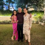 Roshni Chopra Instagram - Holding on tight to the people who light me up 💡✨❤️- Diwali at home hits different 🪔 wishing you all a prosperous year ahead .. #happydiwali Thanks @paracouture for the matching Kurtas for the boys 💕