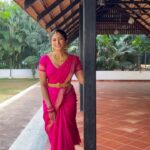 Roshni Prakash Instagram - Wore a 25 year old saree of Amma for my best friend’s wedding. 😬 P.S : @taara_the_boutique Thank you for stitching the blouse perfectly. 🫶
