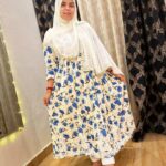 Saba Ibrahim Instagram - Chikankari kurti & pants from - @ans_chikankari_4_u . . . #sabaibrahim#sabakajahaan#chikankarioutfit#sabakhalid#ramadankareem#ramadanoutfit