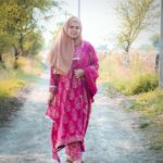 Saba Ibrahim Instagram - Beautiful and comfy outfit For Ramadan 🌸 . . Thank you @ak.batiq_by_sheeba . . #sabaibrahim#sabakajahaan#ramadan2023#Alhamdulillahforeverything