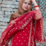 Saba Ibrahim Instagram - Ramadan Mubarak aap sabko ❤️🤲🏽 . . Outfit- @boutiquecollectionmirza01 . Inke page pe “Ramadan sale” chal rahi hai.. worldwide shipping hai and trusted page hai.. to aap bhi jaiye follow kijiye.. check kijiye .. . . #sabakhalid#sabaibrahim#sabakajahaan#ramadan2023#ramadankareem Maudaha u.p. India