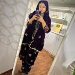 Saba Ibrahim Instagram - Dua kiya karo aur Dua ke sath sabar bhi kiya karo.. Kyuki Allah sabki sunte hain.. Par kisi kisi ko sabar ke liye chunte hain.. ❤️🤲🏽 . . . #jummahspecial #sabaibrahim #sabakajahaan