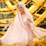 Saba Ibrahim Instagram - Haldi ❤️ . . ( sapna hai ya haqeeqat) 🥲❤️🤲🏽🙏🏻 . . Alhamdulillah for everything 🙏🏻🥲🤲🏽 . . @theglamweddingofficial @rajvirsainiofficial @refineartist @officialvarungupta @anujkuamr_verma . . . Makeup @im_mr_ketzsolzofficial_ Hair @shahingilani Outfit @ms.dipika Decor - @houseofvivaah Events- @vowsvachan . . #sabasunnykishaadi #sabakishaadi #ibrahimfamily