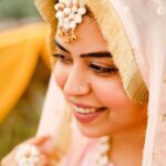 Saba Ibrahim Instagram - Haldi ❤️ . . ( sapna hai ya haqeeqat) 🥲❤️🤲🏽🙏🏻 . . Alhamdulillah for everything 🙏🏻🥲🤲🏽 . . @theglamweddingofficial @rajvirsainiofficial @refineartist @officialvarungupta @anujkuamr_verma . . . Makeup @im_mr_ketzsolzofficial_ Hair @shahingilani Outfit @ms.dipika Decor - @houseofvivaah Events- @vowsvachan . . #sabasunnykishaadi #sabakishaadi #ibrahimfamily