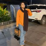 Saba Ibrahim Instagram - Yeh zindagi hai janaab.. Uljhoge nahi to suljhoge kaise? Bikhroge nahi to nikhroge kaise? ❤️ . . #photodump#randomclick#sabaibrahin#sabakajahaan