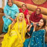 Saba Ibrahim Instagram - Stronger and better together ❤️ Ma sha Allah . . #ibrahimfamily#sabakajahaan#sabaibrahim#dipikakakaribrahim