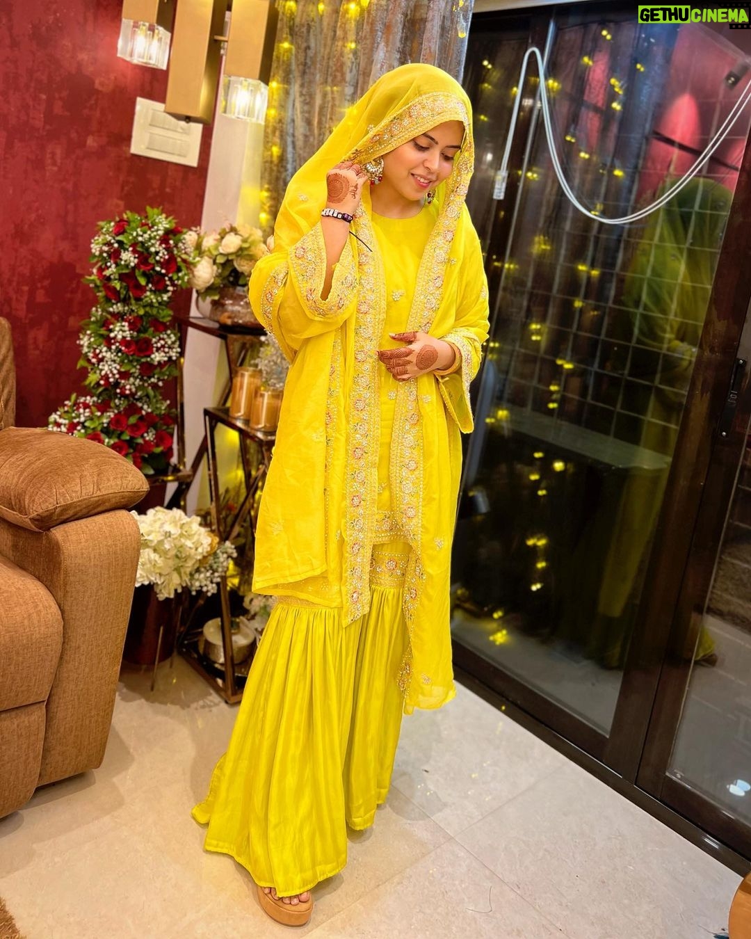 Saba Ibrahim Instagram - Eid Mubarak aap sabko ❤️🤗🤲🏽