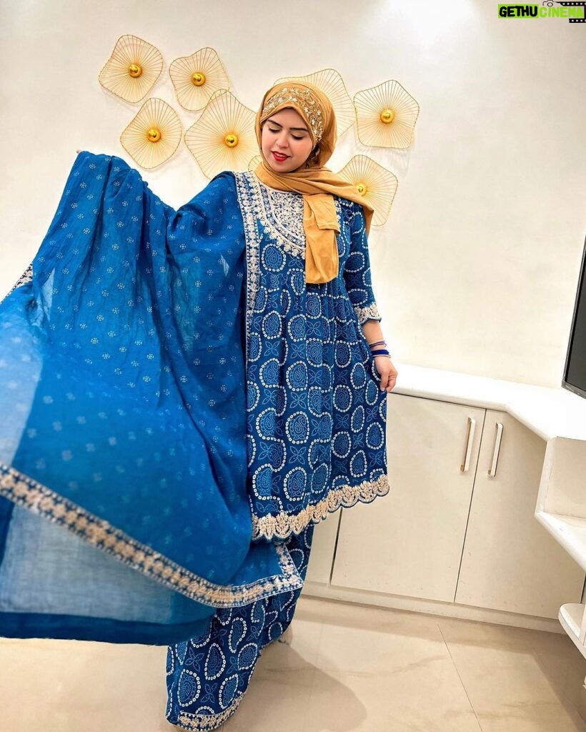 Saba Ibrahim Instagram - Outfit - @lawn_suits_by_r_creation *RAKHI SPECIAL OFFERS* BUY 2 ITEMS,GET 200/- OFF BUY 3 ITEMS,GET 350/-OFF BUY 4 ITEMS,GET 500/-OFF BUY 5 ITMES,GET 700/-OFF *THERE IS NO OFFER ON 1 ITEM* *OFFER IS LIVE FROM 21TH AUG 2023 TO 31ST AUG 2023* . . #sabaibrahim#saba#sabakhalid#rakshabandhanspecial#outfitcollaboration#ootd