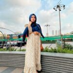 Saba Ibrahim Instagram - Agar tumhari niyat saaf ho toh galat raste bhi sahi manzil tak le jate hain ❤️ . . . #sabaibrahim#sabakajahaan#lifestyleinfluencer#mumbaiblogger#indianblogger#indianinfluencer#ramadankareem#ramadan2022 Infiniti Mall
