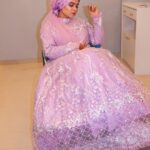 Saba Ibrahim Instagram - Tere khayalon ki Malika 💜 . . Outfit - @ar_fabrics @ar_designer_surat 👗 . . . Makeup- @makeup_by_aasiyakashmiri . . . #sabaibrahim#sabakajahaan#youtuber#vlogger#indianinfluencer#makeover#designergown#weddingoutfits#photoshoot#lookoftheday#trending#modestclothing