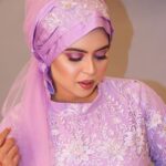 Saba Ibrahim Instagram - Tere khayalon ki Malika 💜 . . Outfit - @ar_fabrics @ar_designer_surat 👗 . . . Makeup- @makeup_by_aasiyakashmiri . . . #sabaibrahim#sabakajahaan#youtuber#vlogger#indianinfluencer#makeover#designergown#weddingoutfits#photoshoot#lookoftheday#trending#modestclothing