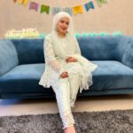 Saba Ibrahim Instagram – Khuda kare tumhe yeh eid raas aa jaye..
Tum jis ko chaaho tumhare paas aa jaye 🤲🏽❤️
.
.
Kaisi rahi eid aap sabki? EIDI milj ya nai?
.
.

Wearing – @asbaabofficial 👗
(They have beautiful collection) 

Asbaab by Madiha Farooq
Store Location 📍: 18/144, Nehru Rd, Anand Nagar, Vakola, Santacruz East, Mumbai, Maharashtra 

.
.
#sabaibrahim#sabakajahaan#eidoutfit#eidlook#eidlookbook#designer#eidmubarak#eidcollection#eid2022#lookoftheday#ootd#eidootd#asbaab#weddingcollection