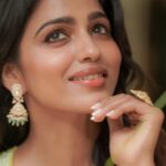 Sai Dhanshika Instagram - People often ask me to make a comeback, but in my mind, I've always been present and thriving. Through the lens of @camerasenthil ji 🥰 Love love your makeup @kalwon_beauty nandhini 🤗 @nirali_design_house thank you for this beautiful yet elegant lehenga 💚 Thank you @venki_hairstylist ji for this beautiful waves 😊✨ Beautiful jewellery from @bronzerbridaljewellery 💎 Pro @riazkahmed.pro